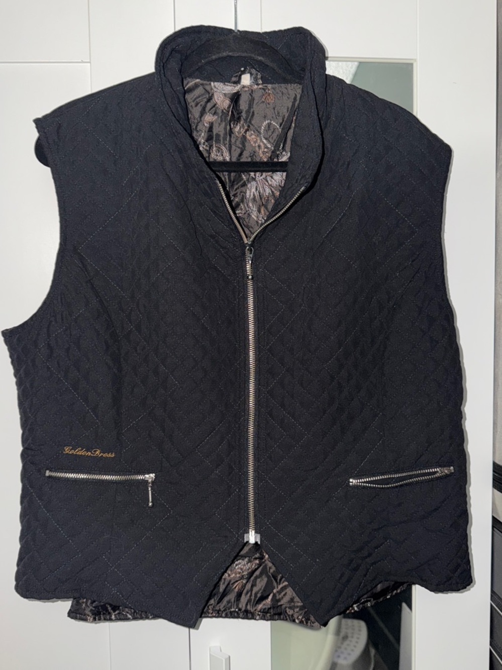 Golden Dress Quilted Black Zip-Front Vest